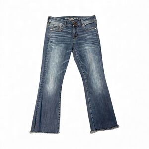 American Eagle Outfitters Women's Flare Jeans in Classic Blue‎ size 32 waist